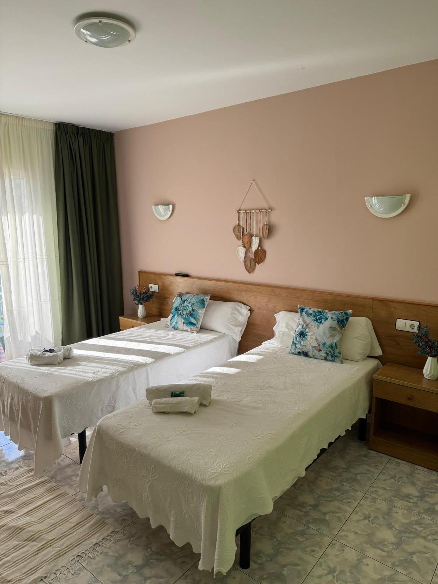 Hotel Campestre Chamuinas Pontevedra Exterior photo